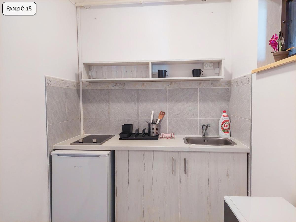 שיופוק Gosztonyi Villa מראה חיצוני תמונה